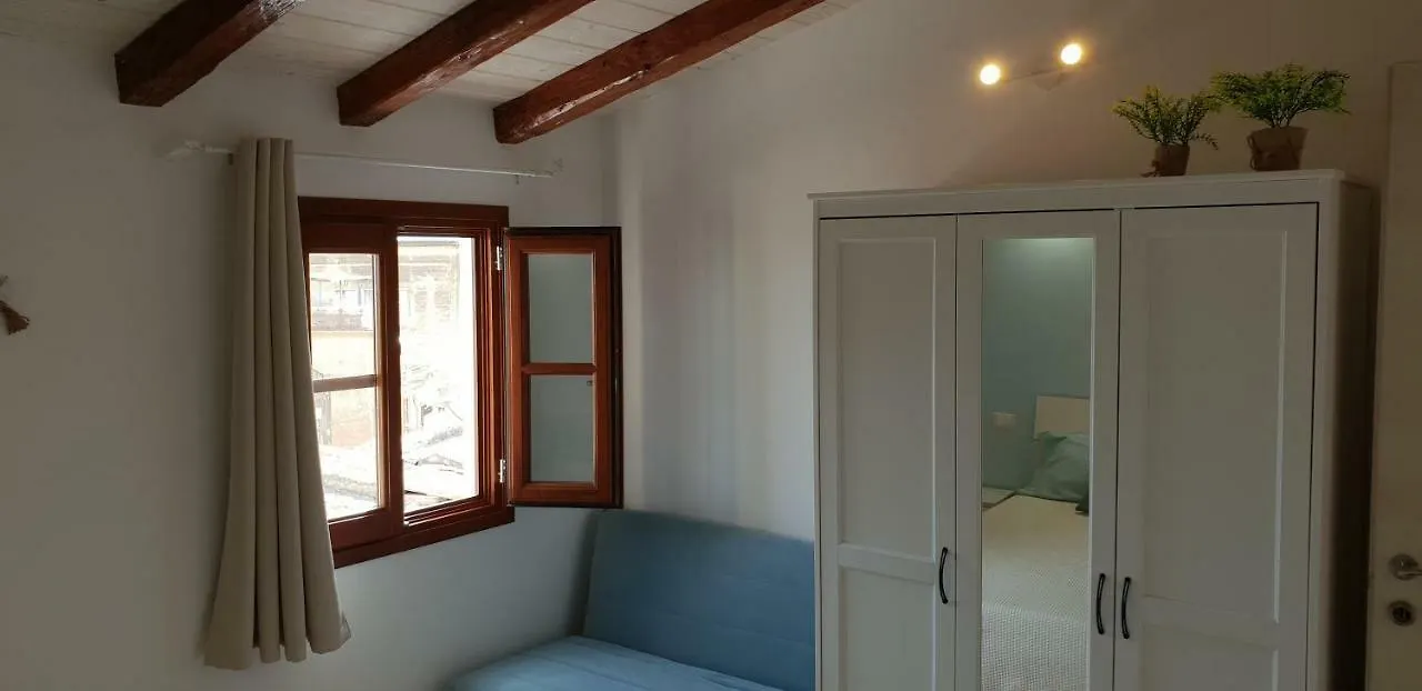 De Meo Guest House 카스텔라마레델골포 이탈리아