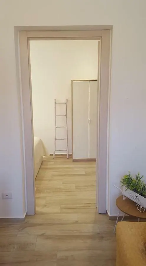 아파트 De Meo Guest House 카스텔라마레델골포